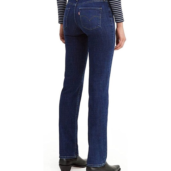 29 | Levi’s Slimming Straight Blue Jeans - Picture 1 of 6